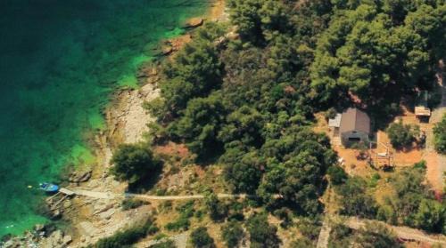 Municipality of Kali Ski Chalet | Serene Viktoria's Cottage: Oceanfront Retreat, Pet Friendly