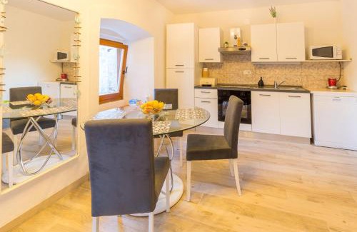 Donja Banda House | Tranquil Getaway in Kosarni Do Village, Orebić - 9.9 Rating