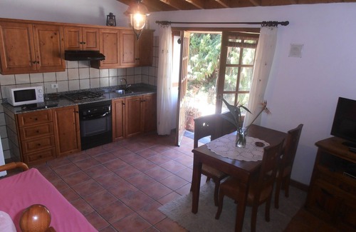 Tijarafe Cottage | Isolated XIX House: Pet-Friendly Oasis with Ocean View