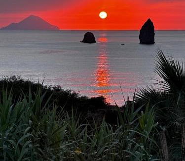 Vulcanello House | Idyllic Vulcano Retreat with Ocean View and Pool Access