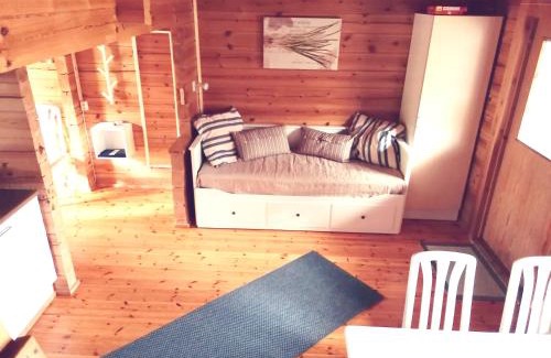 Salo House | Experience Isotalo Farm by Enäjärvi Lake: Pet Friendly Retreat