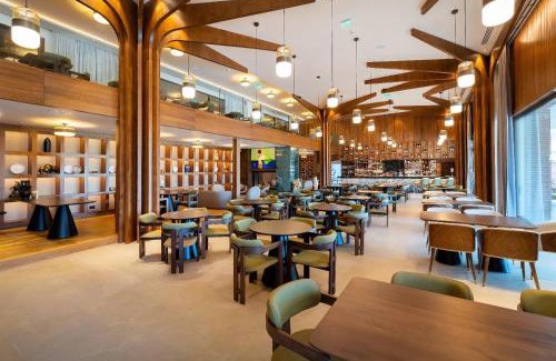 Turda Resort | Experience Biniste si Cai: Family-Friendly Getaway with Pool