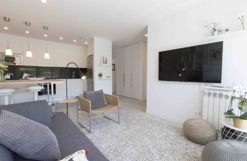 San Sebastian Centro Apartment | Issar - The Rentals Collection: Top-Rated Family Getaway
