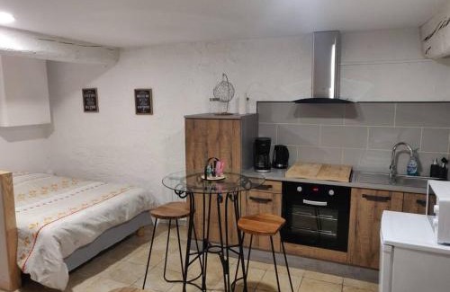 Issoire Apartment | Explore Issoire: Cozy Studio in City Center, 8.5 Rating