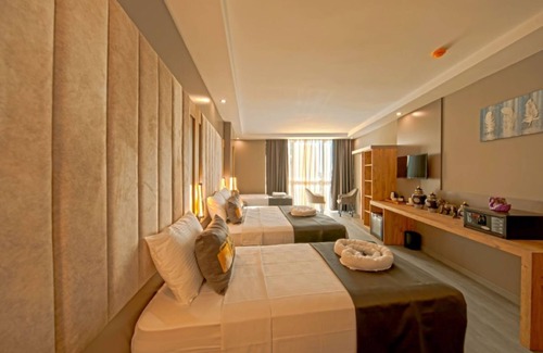 Arnavutkoy Bed & Breakfast | Stylish Stay at Istanbul City Airport Hotel with Spa & Dining