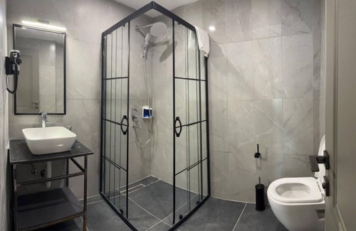 Arnavutkoy Bed & Breakfast | Stylish Stay at Istanbul City Airport Hotel with Spa & Dining