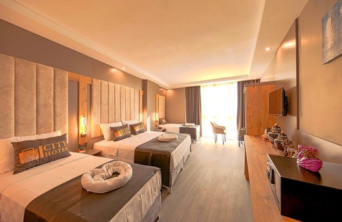 Arnavutkoy Bed & Breakfast | Stylish Stay at Istanbul City Airport Hotel with Spa & Dining