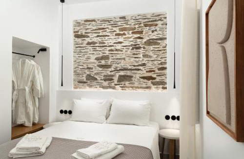 Paleopolis Apartment | Elegant Istion Andros Suites: Guest Rated 9.6/10 with Hot Tub