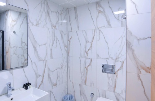 Arnavutkoy Hotel | Discover Istport Hotel: Guest Rated 8.6 with Great Amenities