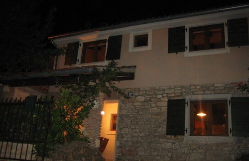 Kastelir-Labinci House | Tranquil Stone Retreat Near Porec & Novigrad with Pool