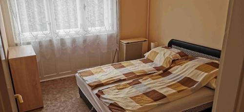 Hajduszoboszlo Apartment | Family-Friendly Stay at István Apartman - Guest Rated 10/10