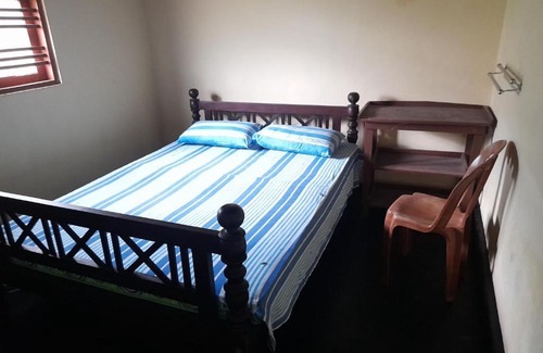 Hettimulla House | Cozy Isuru Villa with Oceanfront Views and Family Amenities