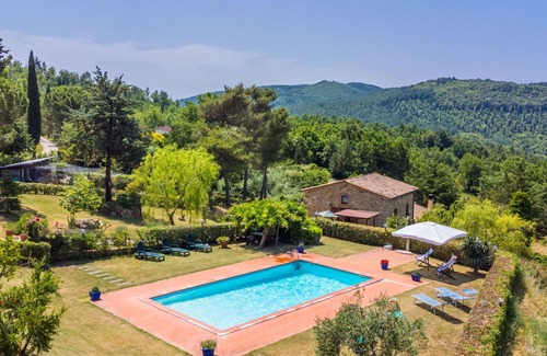 Castelnuovo di Val di Cecina Apartment | Inviting Apartment for 12 with Private Pool and Pets Welcome