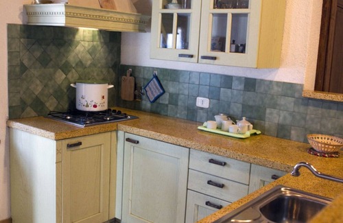 Castelnuovo di Val di Cecina Apartment | Relaxing Retreat: Farm Apartment with Pool & Pet-Friendly