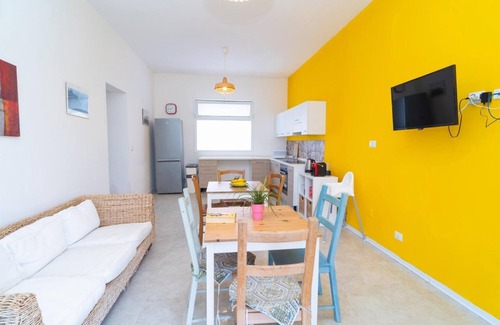 Caucana-finaiti-casuzze-finaiti Nord Villa | Villa Malamuri - Four Bedroom Villa, Sleeps 10