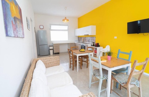Caucana-finaiti-casuzze-finaiti Nord Villa | Villa Malamuri - Four Bedroom Villa, Sleeps 10