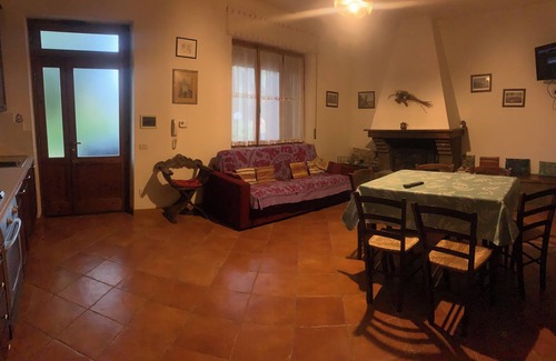 Chiusdino Villa | Inviting House with Garden in Chiusdino - Pet Friendly Retreat