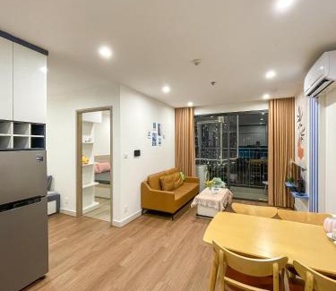 Gia Lam Apartment | Oceanfront Relaxation at It Dust Homestay 1 - Guest Rated 9.8