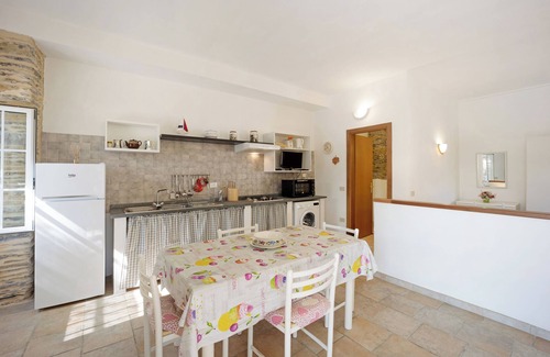 Dolcedo House | Mountain View Holiday Home "Casetta Antonella" with Spa & Garden
