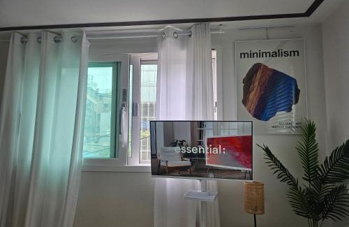 Jung-gu Apartment | It is a 3-minute walk from Chungmuro Station, near Myeong-dong, breakfast, and luggage storage services are included