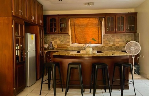 La Lima House | Charming 3-Bedroom House with Child-Friendly Amenities