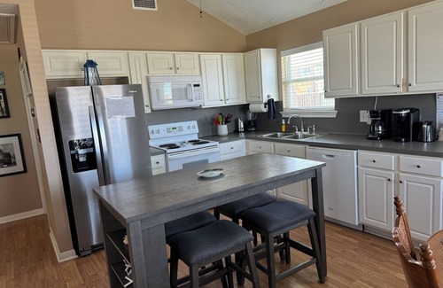 Galveston House | Spring Getaway: Family-Friendly Hotel with Ocean Views
