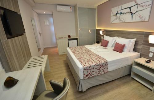 Itabira Hotel | IT Itabira Hotel: Pet-Friendly Stay with Pool & Hot Tub