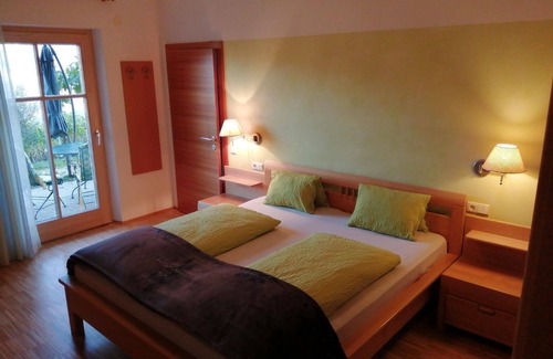 Kurtatsch an der Weinstraße Other | Cozy Holiday Apartment Kurting with Pool & Spa Amenities