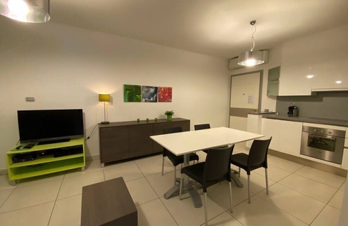 Maccagno Apartment | Golfo Gabella Apartment: Exceptional Stay with Spa & Kitchen