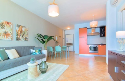 Maccagno Apartment | Lake Maggiore apartment with lake views