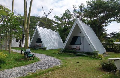 Si Racha Hotel | Inviting Getaway at It My Life Cafe x Camp - Rated 9/10