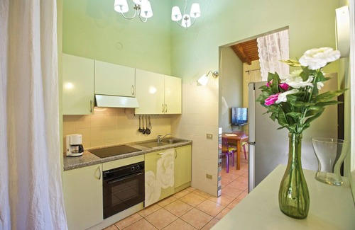 Maccagno con Pino e Veddasca Apartment | Stylishly Furnished Studio Apartments with Pool Access