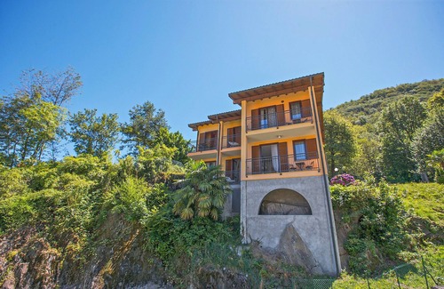 Maccagno con Pino e Veddasca Apartment | Stylishly Furnished Studio Apartments with Pool Access
