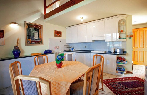 Pino Lago Maggiore Apartment | Serene Vacation Apartment with Lake View and Spa Amenities