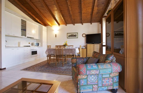 Pino Lago Maggiore Apartment | Lakeview 2-Room Apartment with Balcony and Pool Access