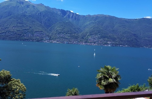 Pino Lago Maggiore Apartment | Casa Roccia: Family-Friendly Retreat by Lago Maggiore