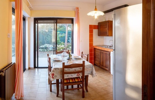 Torrazza Apartment | Idyllic Flat with Sea View in Imperia | Guest Rated 10/10