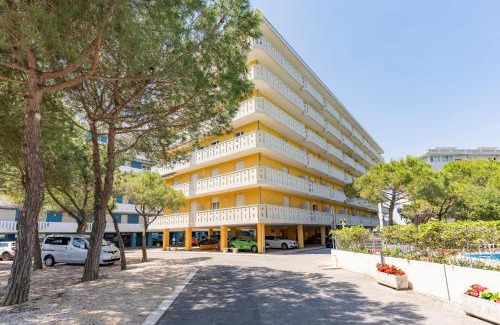 Porto Santa Margherita Apartment | Relax at La Zattera: Pet-Friendly Beachfront Retreat