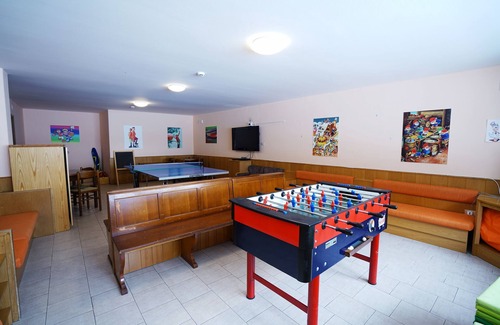 San Martino di Castrozza Hotel | Discover Hotel Fratazza: Family-Friendly with Pool Access