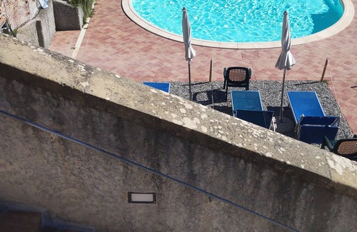 Gabbro Apartment | Casa Giulia: Ocean View with Spa and Pool Amenities