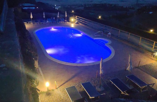 Gabbro Apartment | Casa Giulia: Ocean View with Spa and Pool Amenities