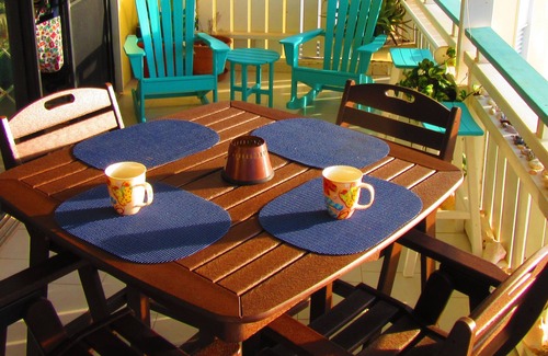 Estate Golden Rock Condo | Experience Oceanview Bliss at Flip Flop Inn - 10/10 Rated