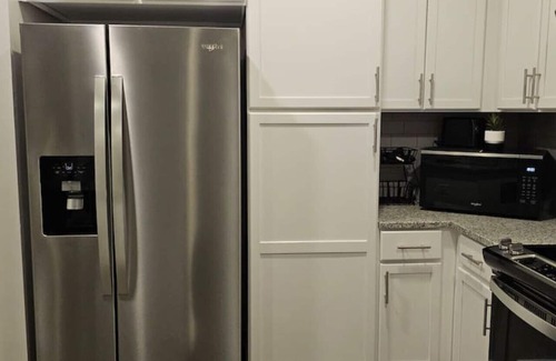 Lithia Springs Apartment | It's a cozy condo in the city!