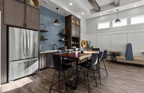 Lithia Springs Apartment | It's a cozy condo in the city!