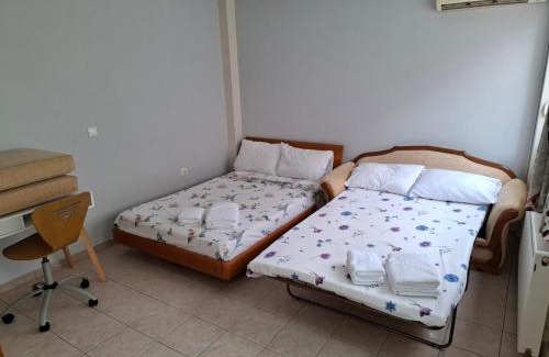 Nea Chalkidona Apartment | It's Always Sunny in Filadelfeia