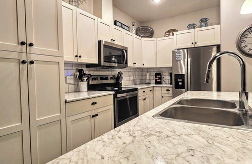 Okanagan-Similkameen Cottage | Modern Family-Friendly Cottage in Wine Country - 10/10 Rated
