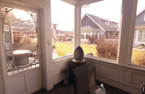 Okanagan-Similkameen Cottage | Modern Family-Friendly Cottage in Wine Country - 10/10 Rated