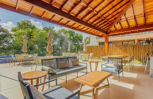 Itacimirim Apartment | Relaxing Getaway at Lindo Village 2 Suites in Itacimirim