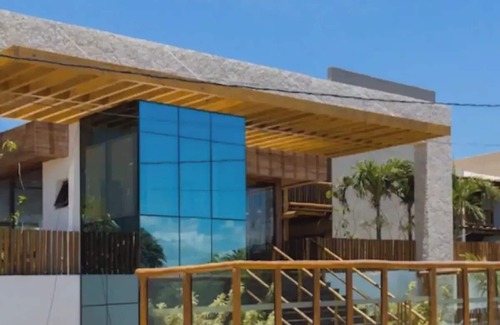 Monte Gordo House | Beachfront Itacimirim: Family-Friendly Getaway Awaits!