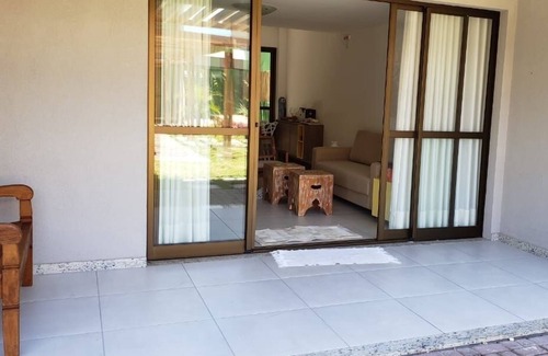 Bela Vista House | Cozy Itacimirim Village: 3 Bedrooms Steps from the Beach